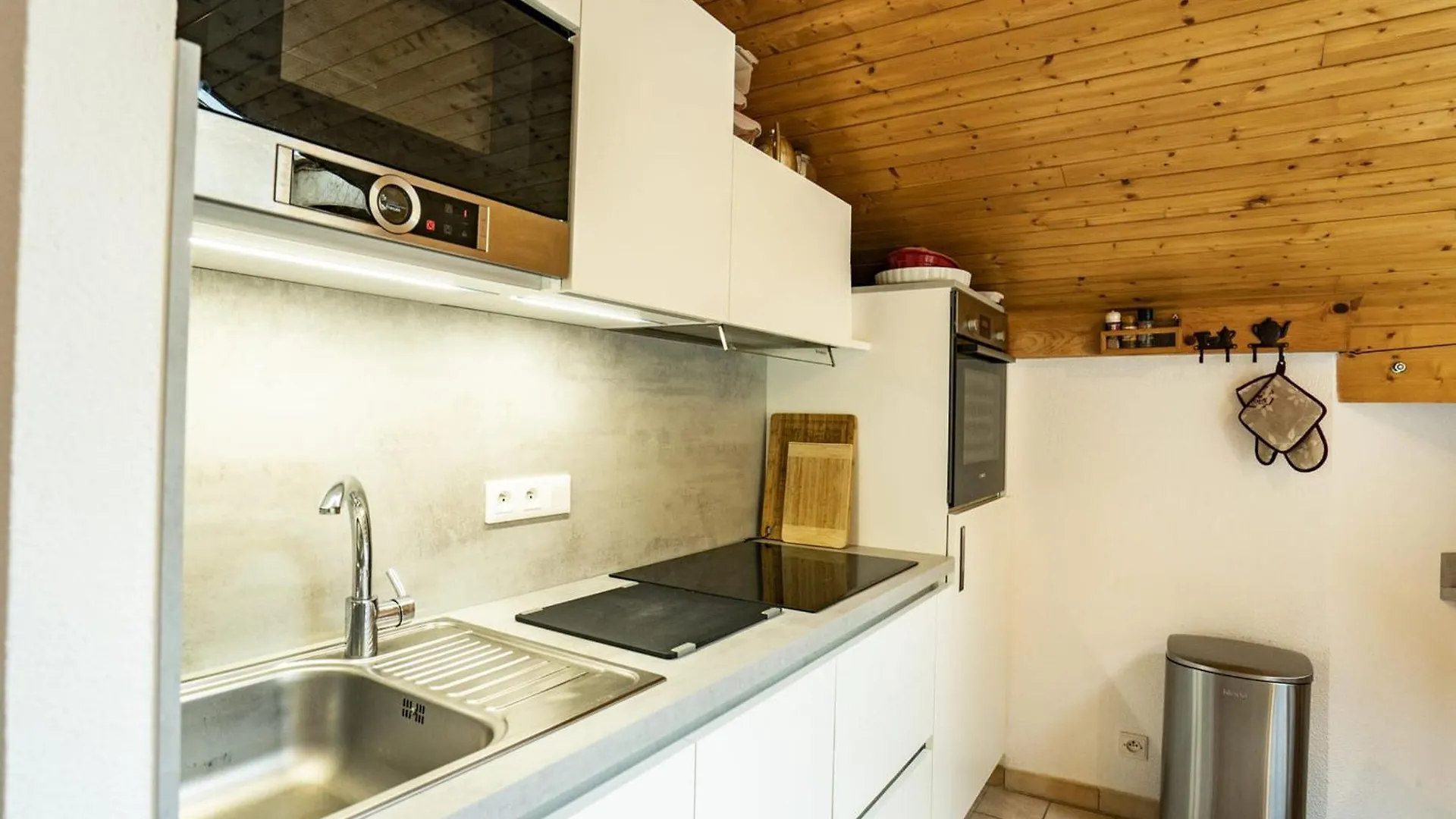 Appartement Chatel 4 Pieces, 6 Pers. Avec Balcon, Garage, Wifi - Fr-1-676-160 0*,  France