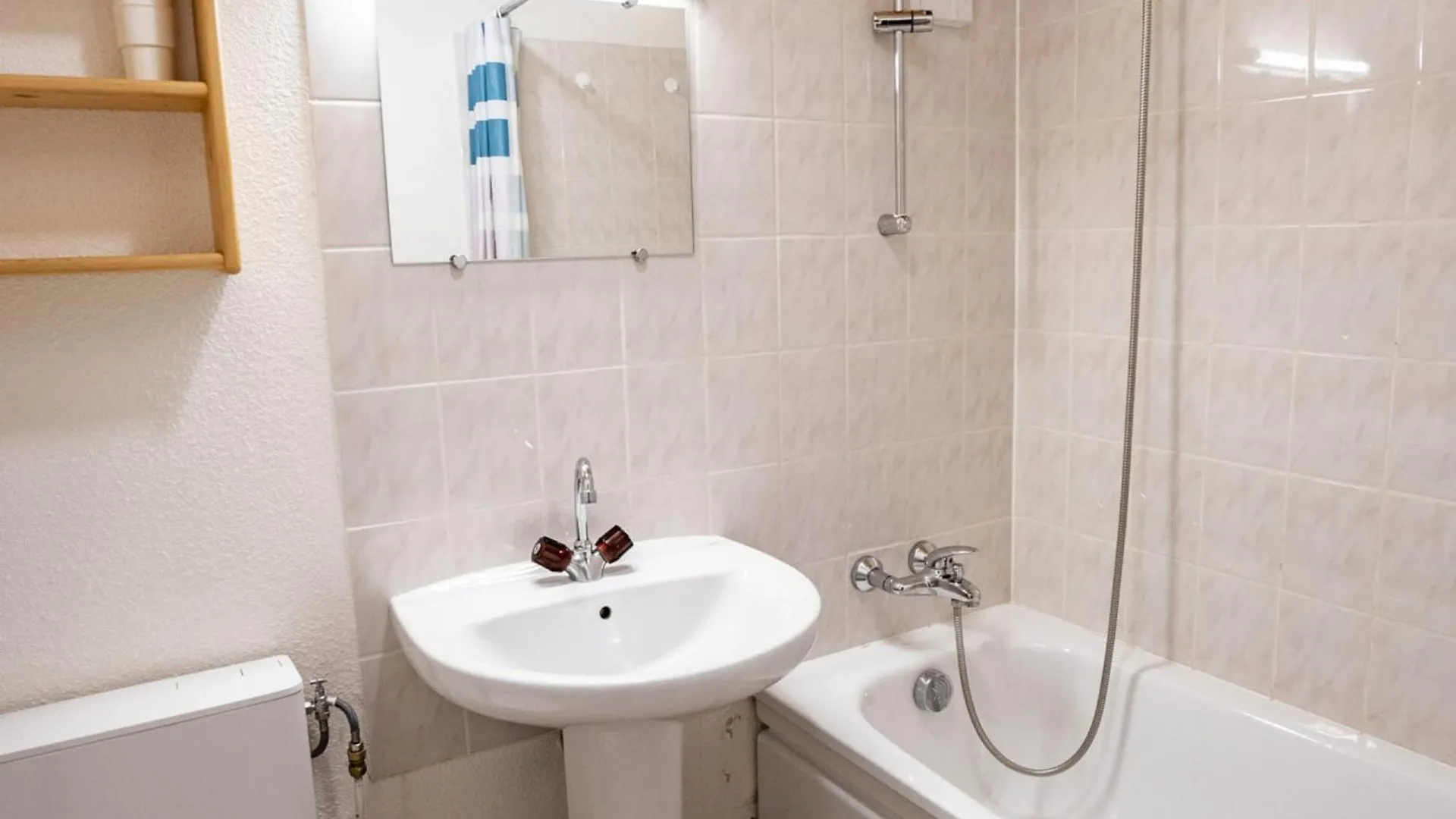 شقة Appartement Chatel 4 Pieces, 6 Pers. Avec Balcon, Garage, Wifi - Fr-1-676-160 فرنسا